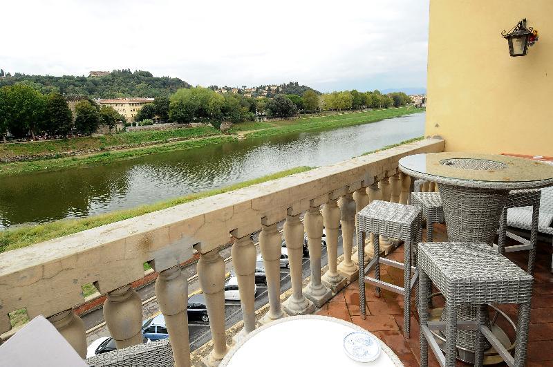 Hemeras Boutique House - Lungarno Vespucci Florence Exterior photo